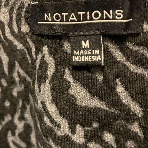 Notations size medium long sleeve zipper jacket with front zipper pockets - Picture 5 of 5